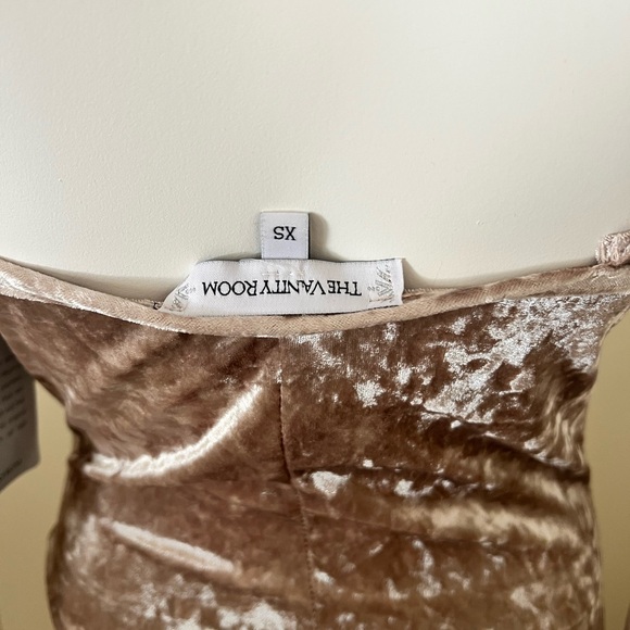 Elegant Velvet Slip Dress- NWT - Picture 9 of 9